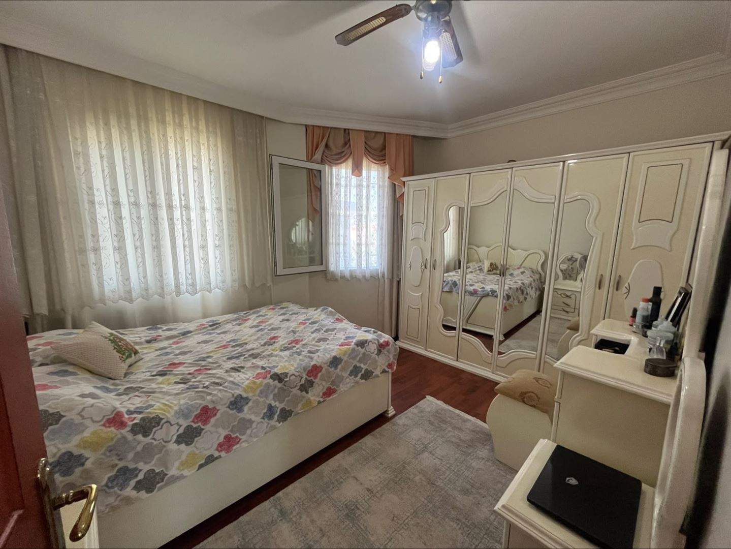 Property-photo