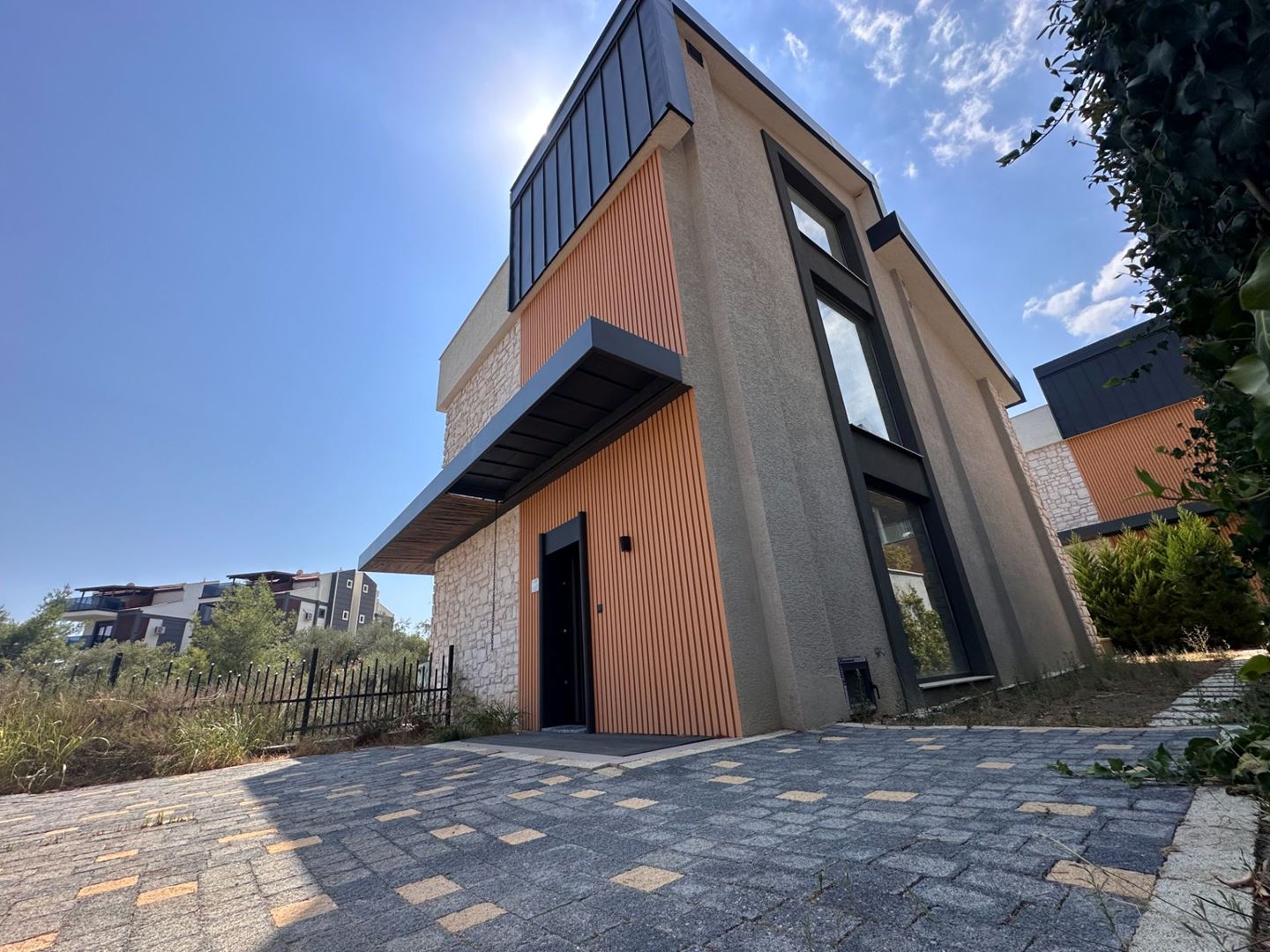 Property-photo
