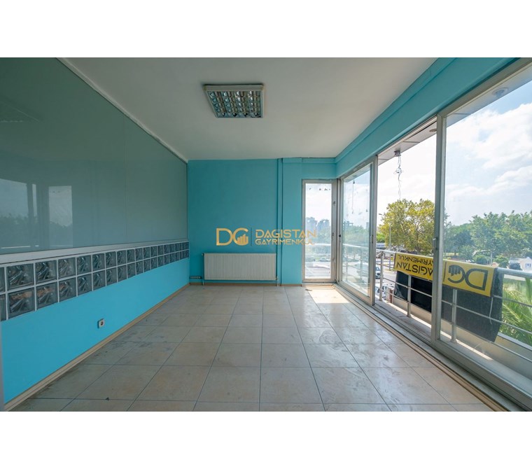 İKİTELLİ CADDE ÜZERİNDE 220 M2 KİRALIK İŞYERİ