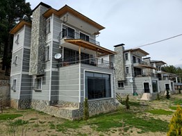 POZANTI YENİKONACIK BOZKIRLI’DA SATILIK EŞYALI LÜKS VİLLA