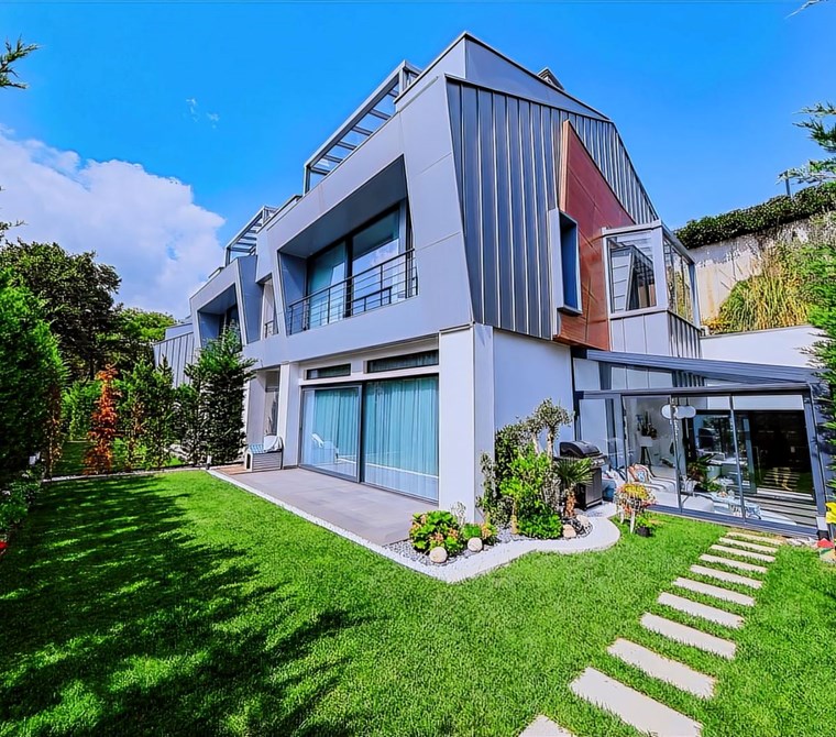 ZEKERİYAKÖY VILLAGE BY PANAROMA'DA 5+2 ÖZEL MİMARİ SATILIK VİLLA