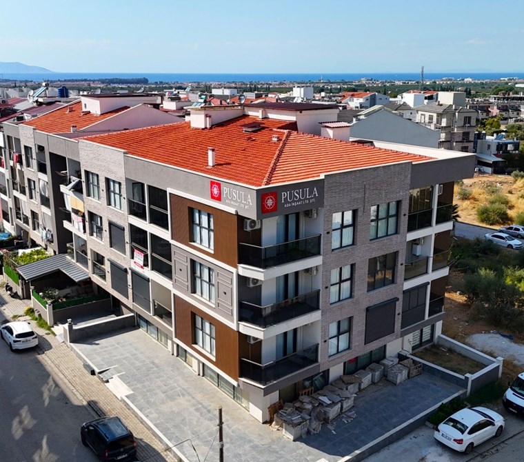 Kuşadası Davutlar'da 2+1 Satılık Daire, Yeni Bina Kapalı Otopark