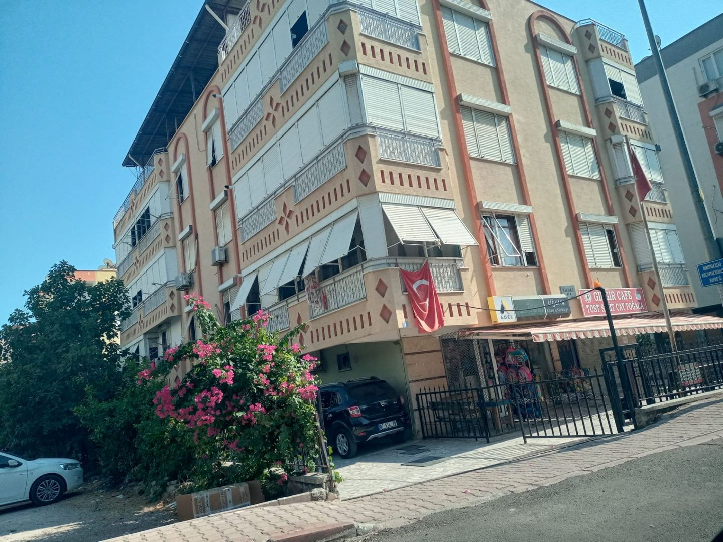 Property-photo