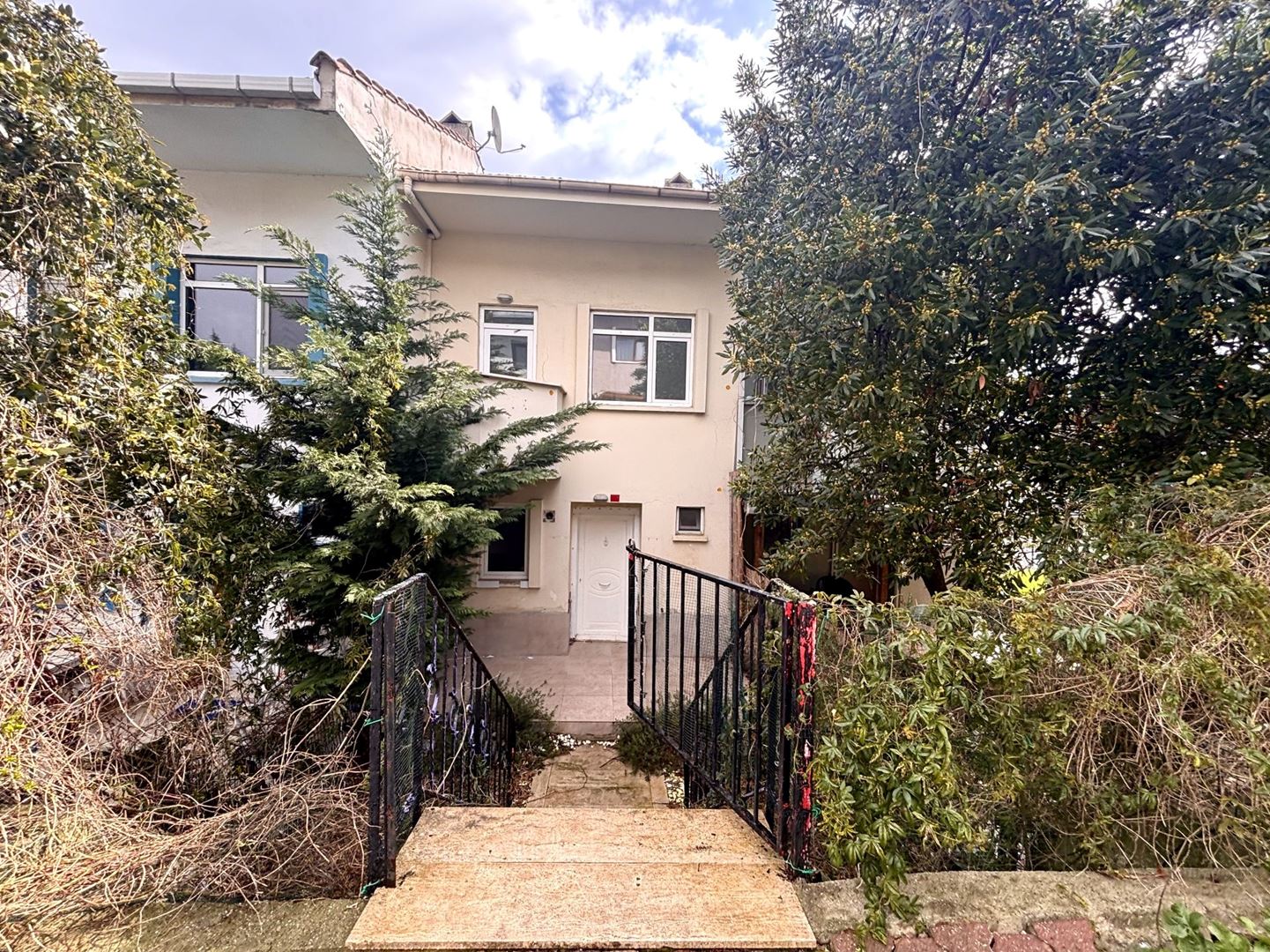 Property-photo