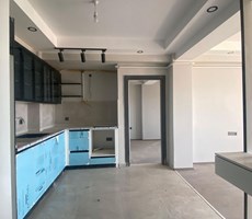 EMLAK 72'DEN SATILIK 2+1 CAM BALKONLU KOMBİLİ (AMERİKAN MUTFAK) OTEL KONSEPTLİ LÜX DAİRE