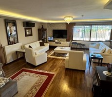 MÜJGAN EMLAKTAN ARMUTALAN MERKEZDE MÜSTAKİL YÜZME HAVUZLU VİLLA