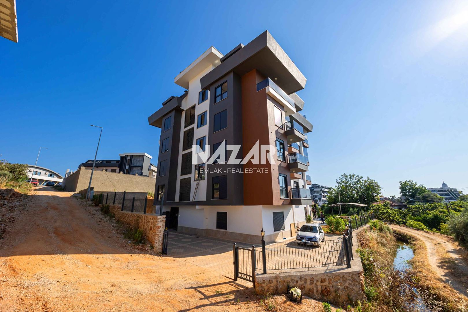 Property-photo