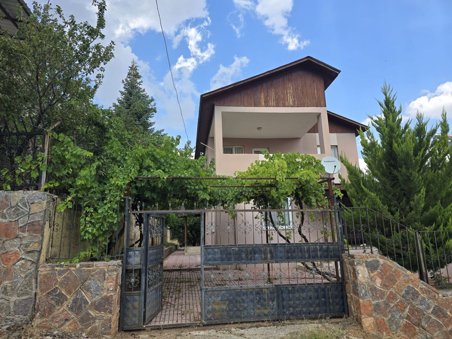 Property-photo