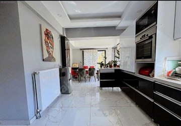 Egribucakta site içerisinde satılık villa