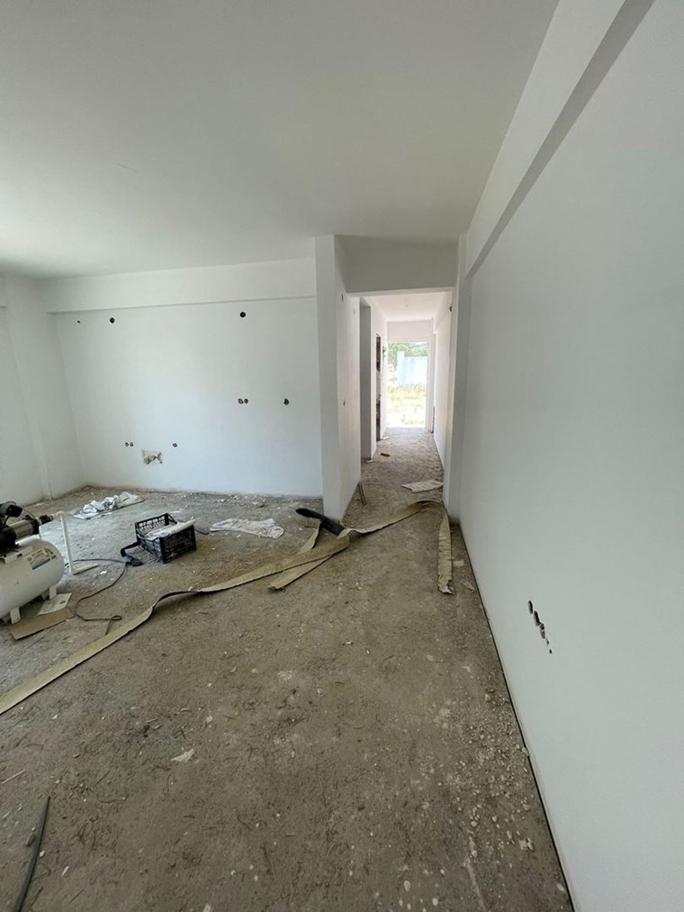 İzmir Menderes Küner'de Natamam Müstakil Ev ve 2000m2 Arsa