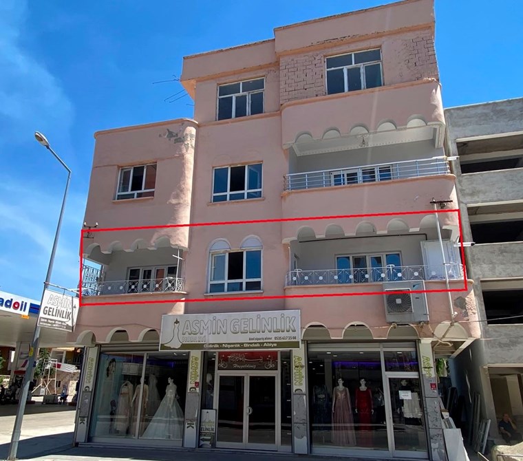 EMLAK 72'DEN YENİMAHALLE HAMİDİLER CAD.ÜSTÜNDE SATILIK 2+1 DAİRE