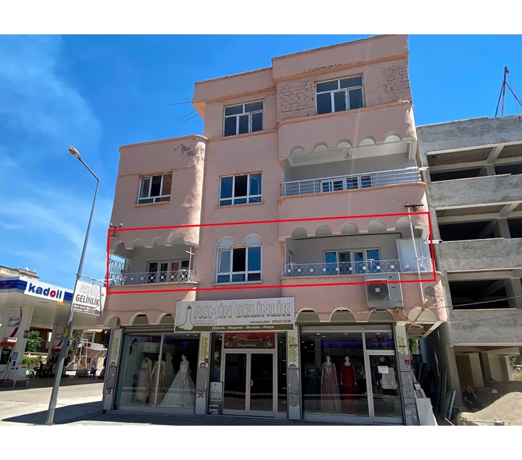 EMLAK 72'DEN YENİMAHALLE HAMİDİLER CAD.ÜSTÜNDE SATILIK 2+1 DAİRE