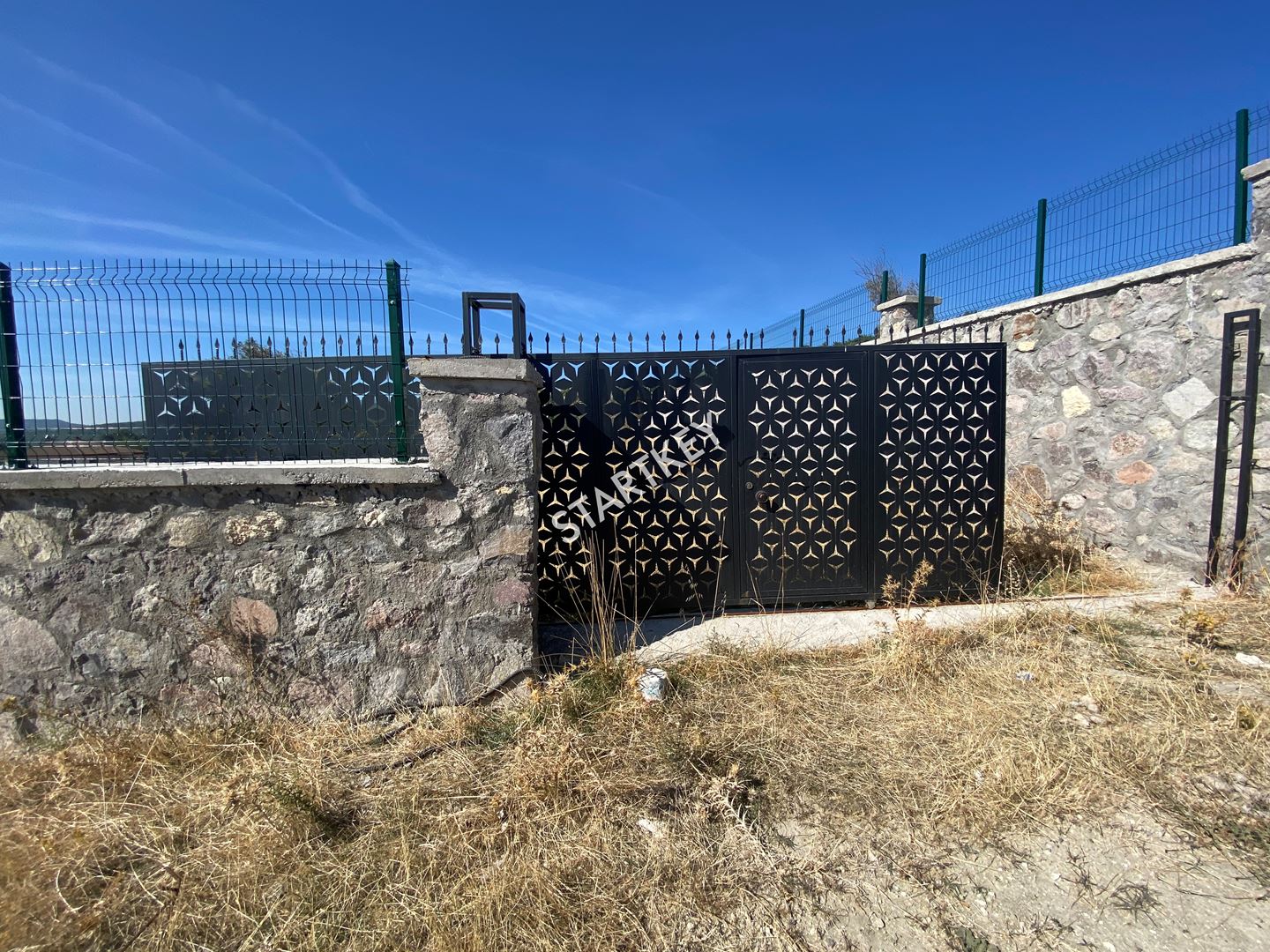 Property-photo