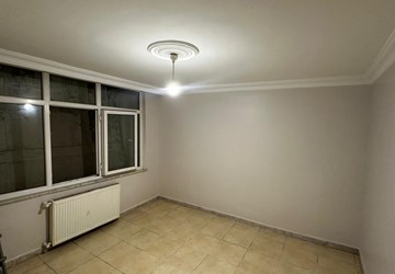 BEYOĞLU ÖRNEKTEPE'DE SATILIK DAİRE