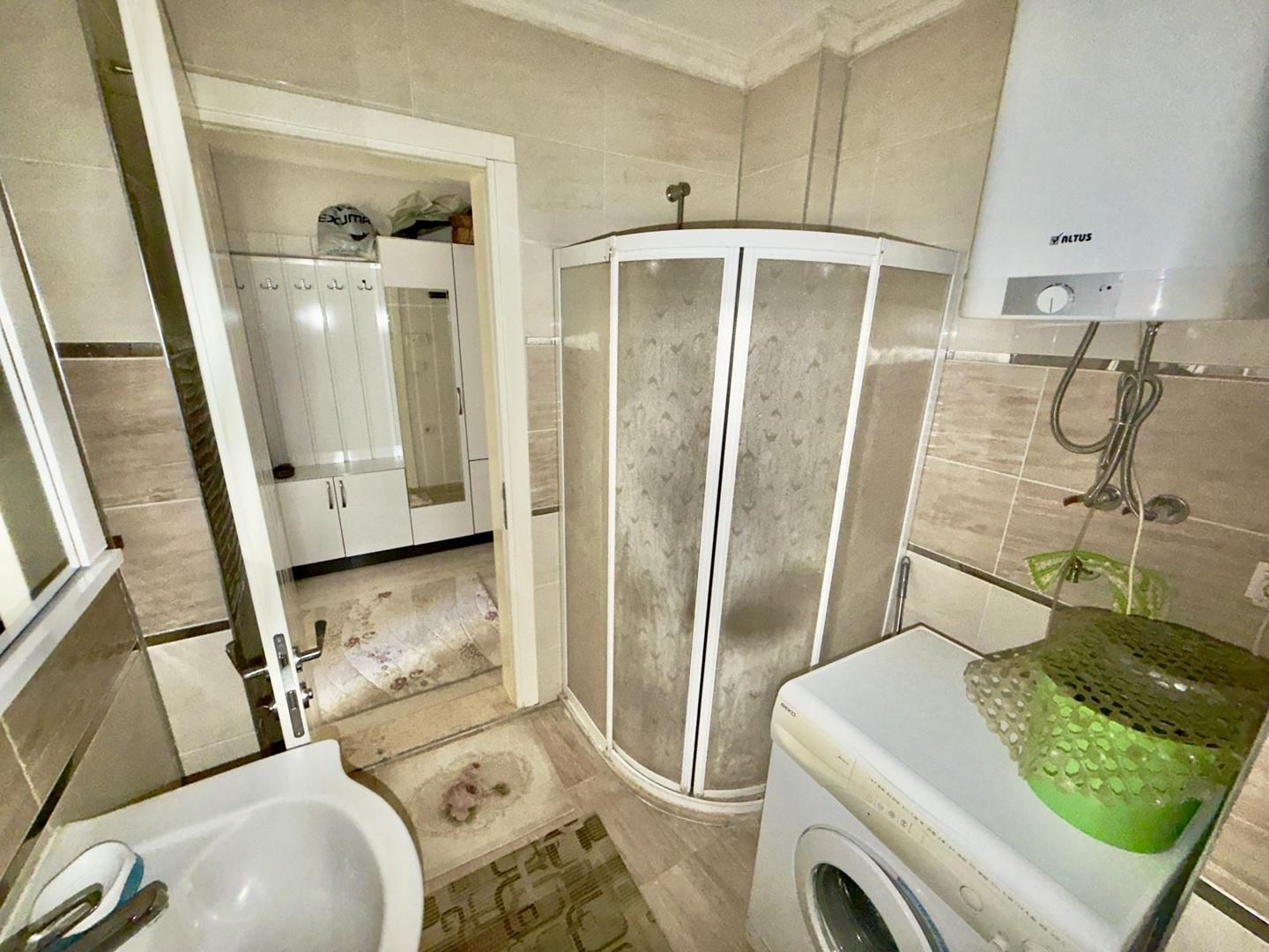 Property-photo