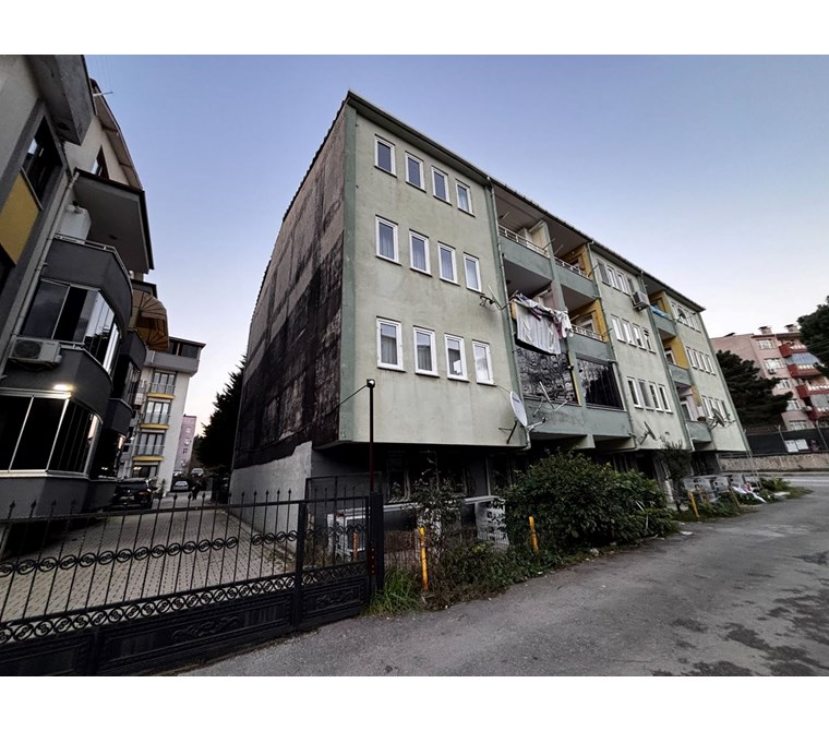 DERİNCE 60 EVLER SAHİLE YAKIN 3+1 120 m² KİRALIK DAİRE