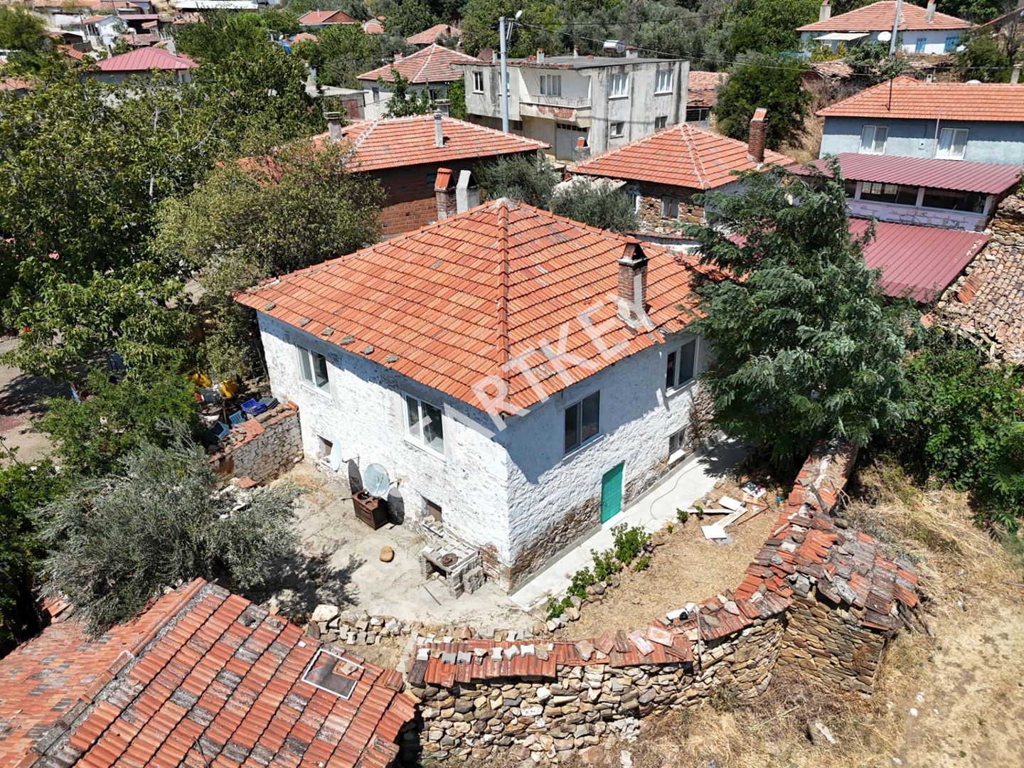 Property-photo