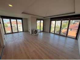 Güzeltepe Caddeye Köşe 3. Binada 2 Teraslı Sıfır Dubleks 4+1
