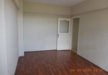 Sefaköy T.Bey Mah. Satılık Daire 3+1,Metrobüse Yürüme Mesafesinde
