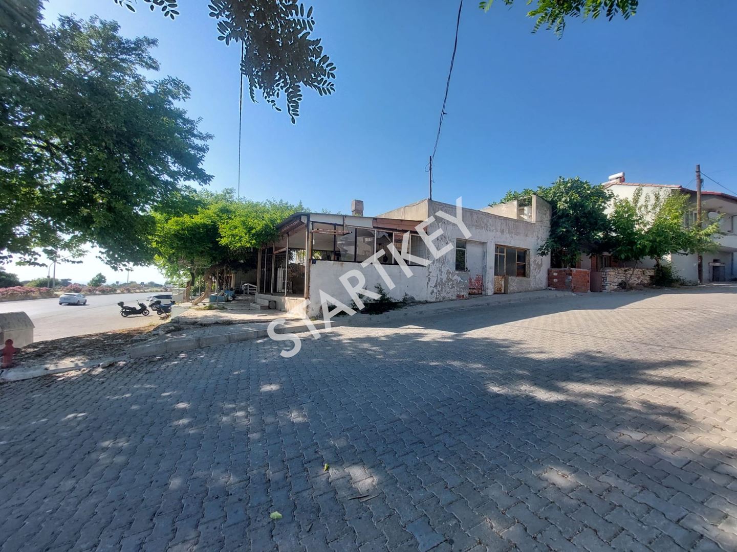 Property-photo