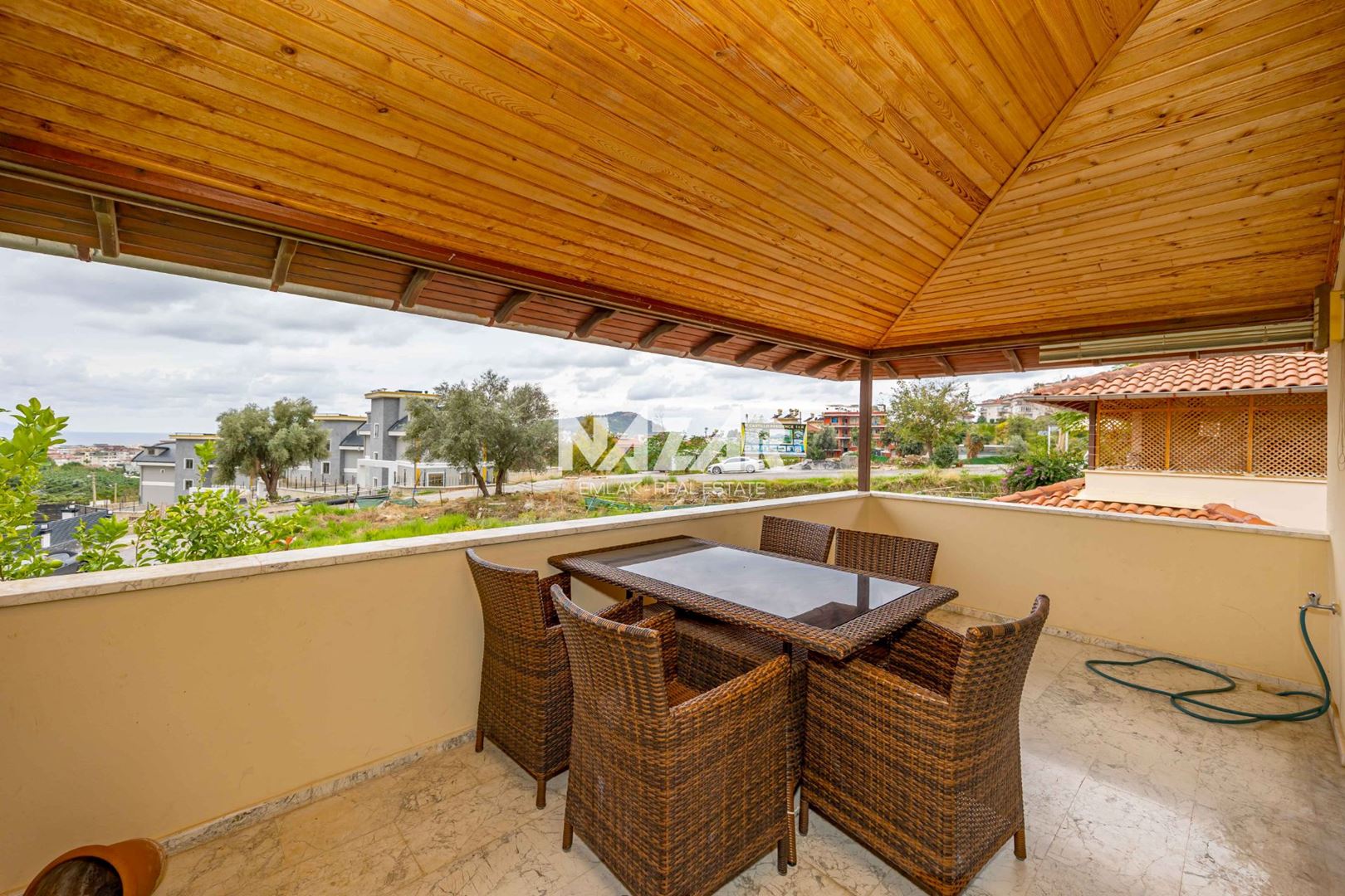 Alanya Sugözü’nde Satılık 3+1 Eşyalı İkiz Villa – 190 m2 · 22