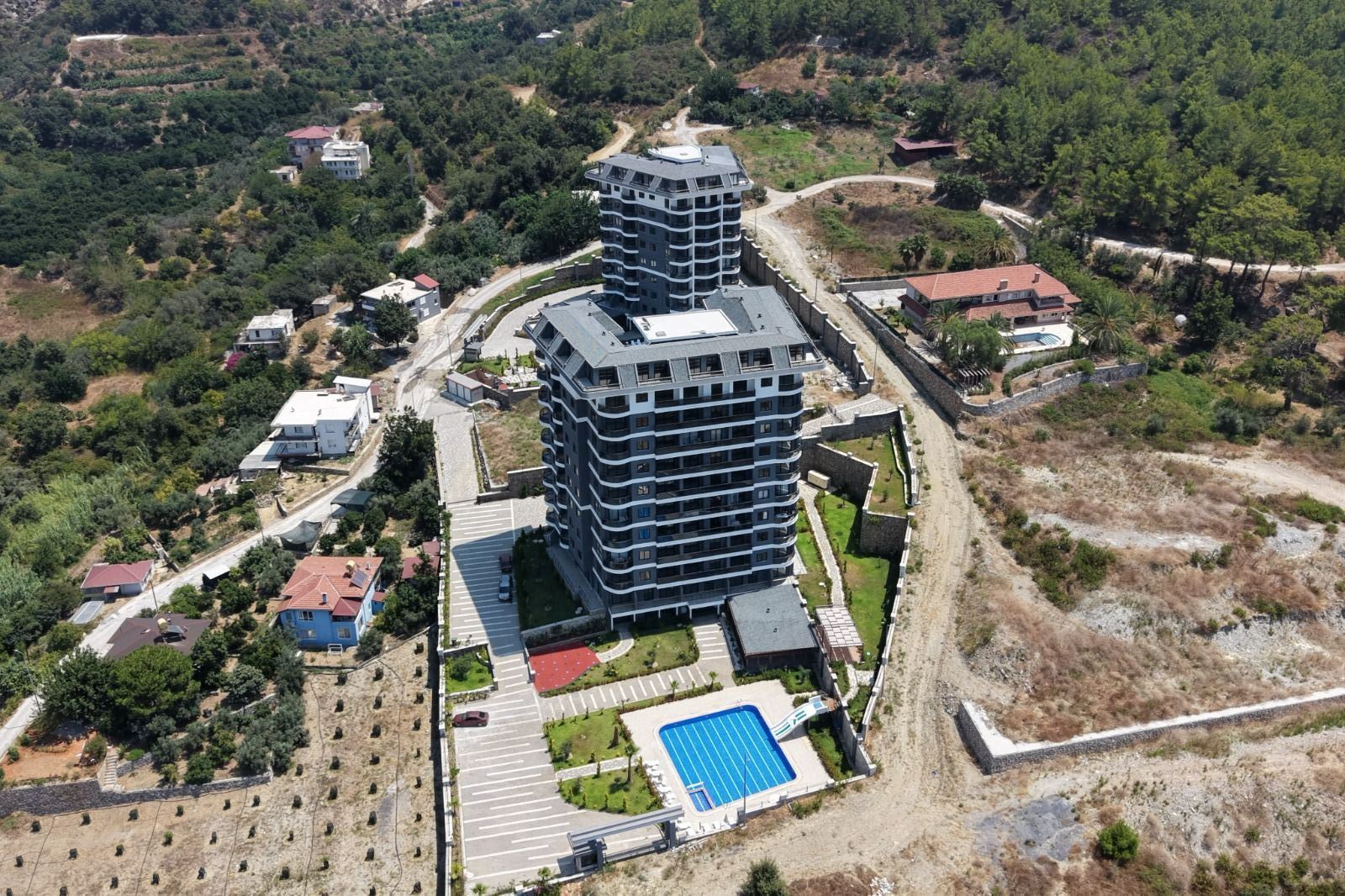 SEA AND POOL VIEW 2+1 APARTMENT IN ALANYA DEMİRTAŞ