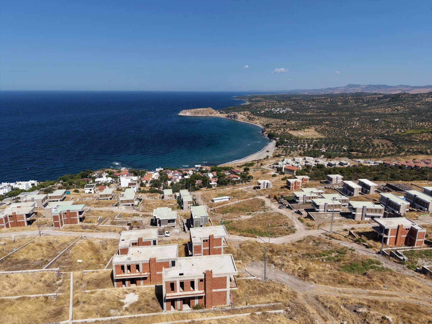 BABAKALE AKLİMANDA DENİZ MANZARALI MÜSTAKİL 3+1 VİLLA — Çanakkale gayrimenkul ilan görseli 17 / 24, Aevum Troia
