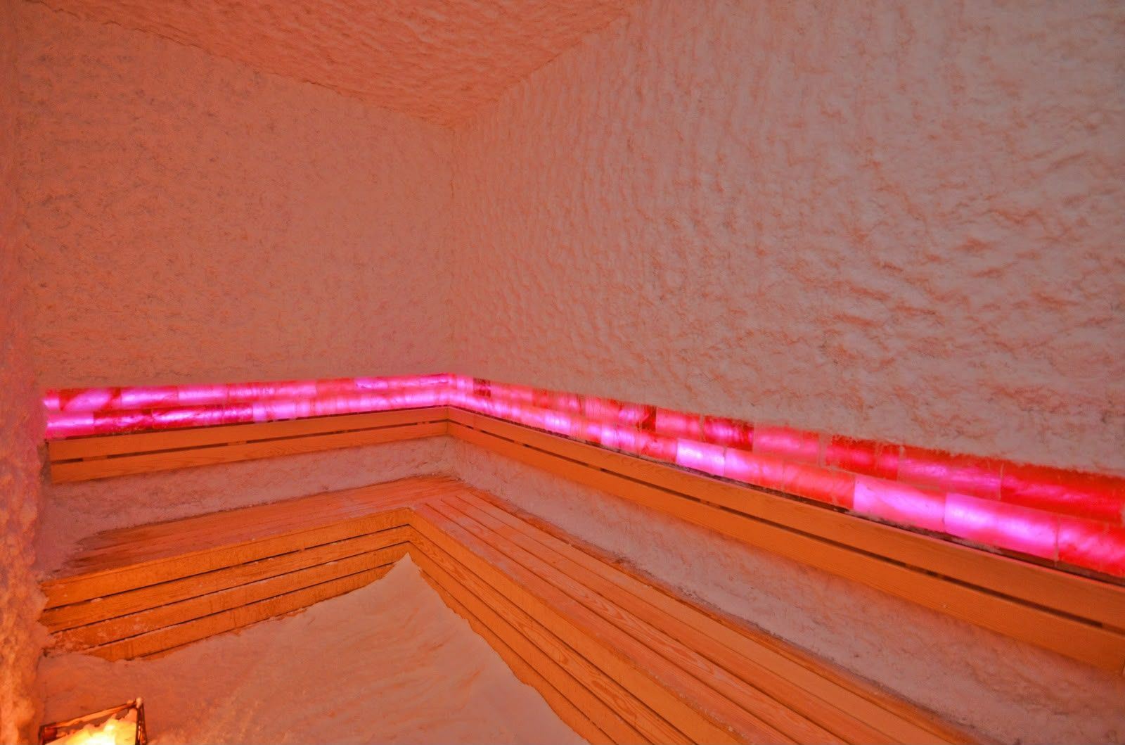 ALANYA KARGICAKTA DENİZ VE HAVUZ MANZARALI LÜKS EŞYALI 1+1 DAİRE