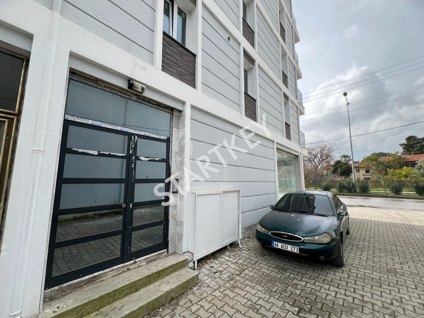 Property-photo