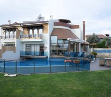 SilivriSinpaşSealybria'da Deniz Manzaralı Havuzlu Satılık Villa