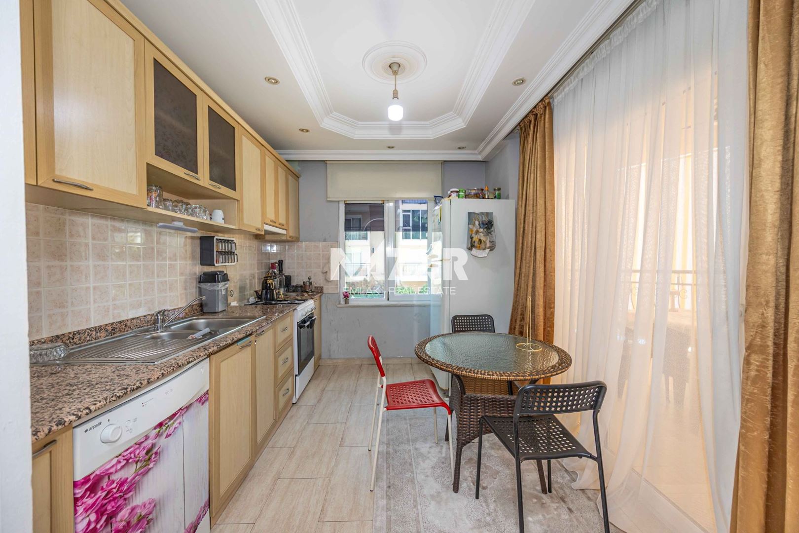 2+1 Flat for Sale in Alanya Cumhuriyet – 95 m² – Oba Saray 4