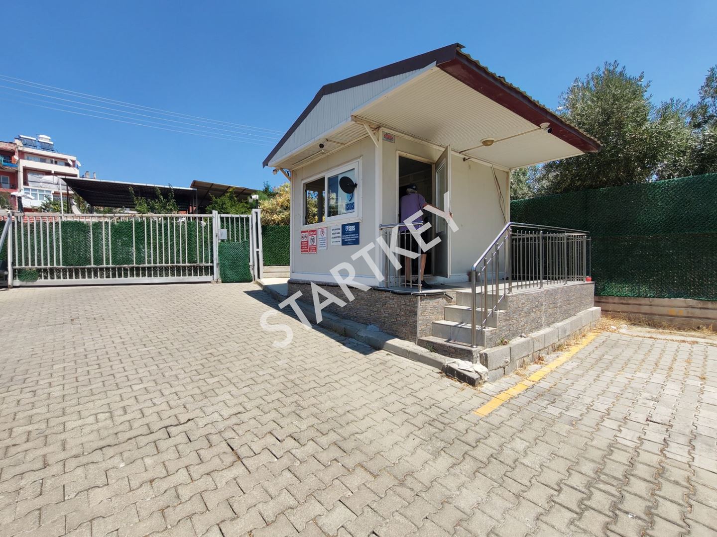 Property-photo