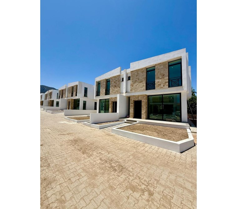 GİRNE DOĞANKÖY'DE 3+1 İKİZ DUBLEKS VİLLA!