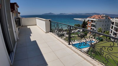 Bodrum Güllük Green Hill'de Deniz Manzaralı Satılık 4+2 Dubleks Daire