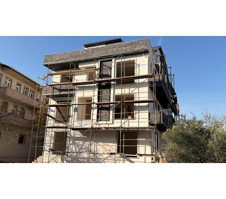 BAŞİSKELE YUVACIKTA ÇATI DUBLEKS 3+1 132 m² SATILIK DAİRELER