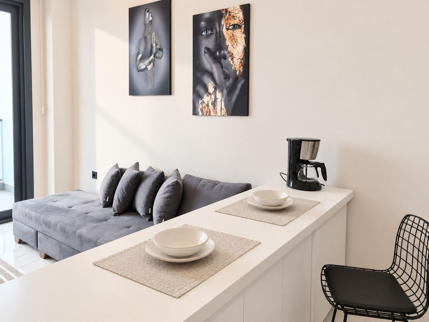 ALANYA KESTEL’DE DENİZE SIFIR DENİZ MANZARALI FULL EŞYALI 2+1 DAİRE