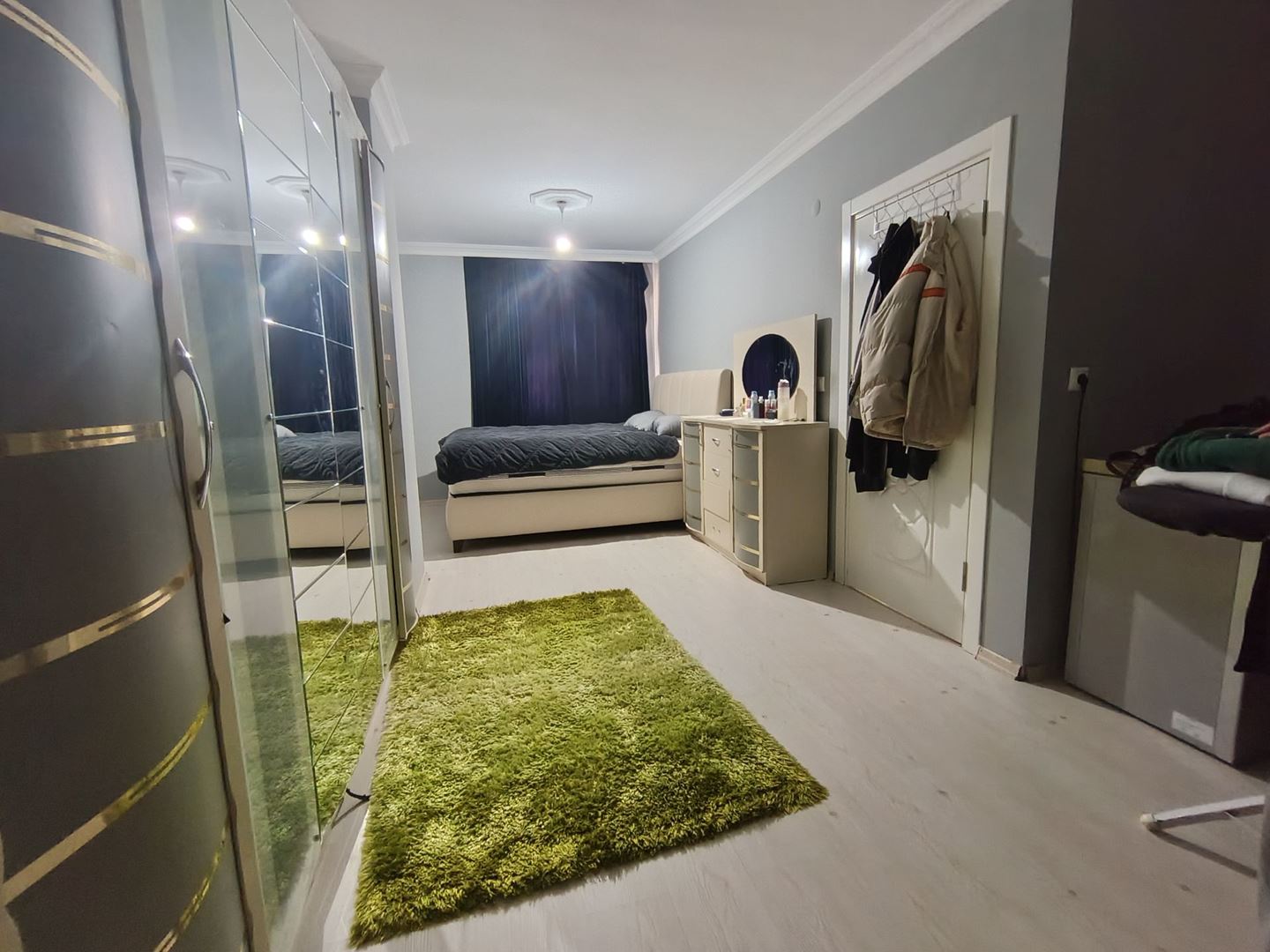 Property-photo