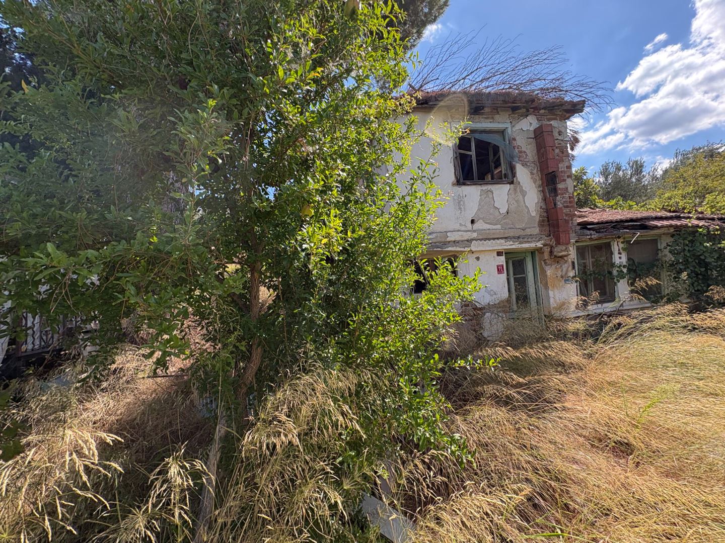 Property-photo