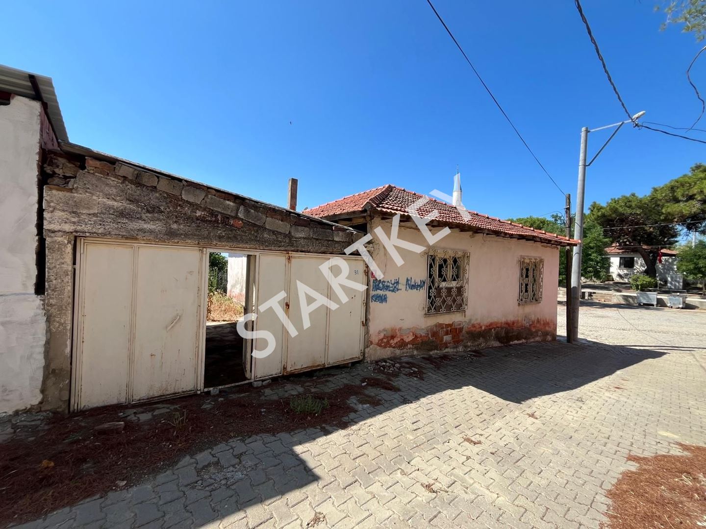 Property-photo