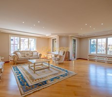 ADAKALEDE AQUA FLORYA VE MARMARAY YAKIN 4+1 260M2 ARAKAT