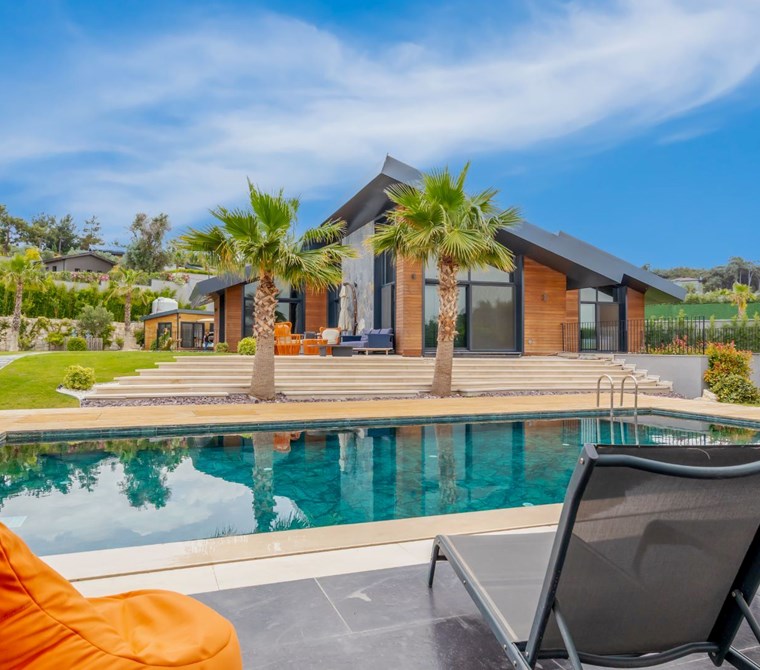 Kekliktepe The Village Urla'da 2474m2 İçinde Harika Lüks Villa