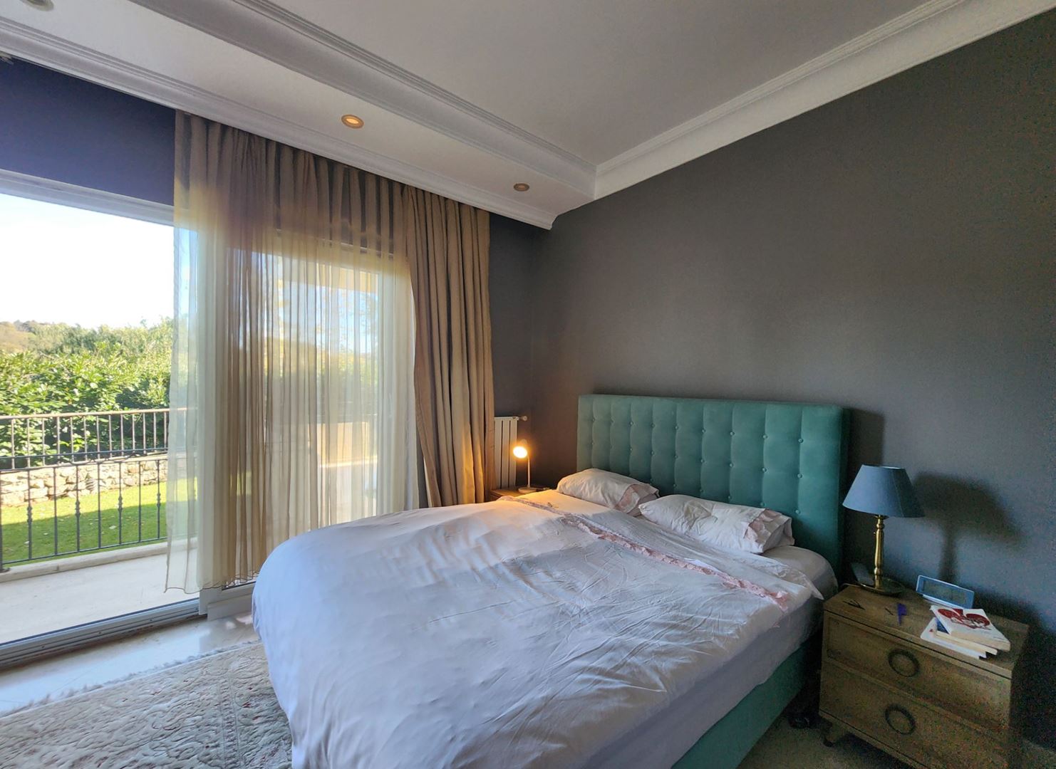 Property-photo