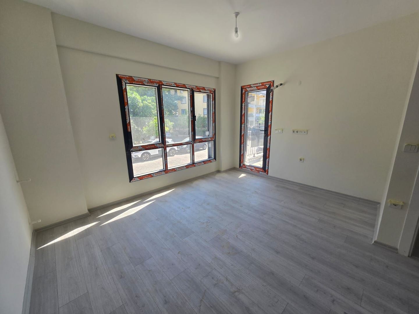 Property-photo