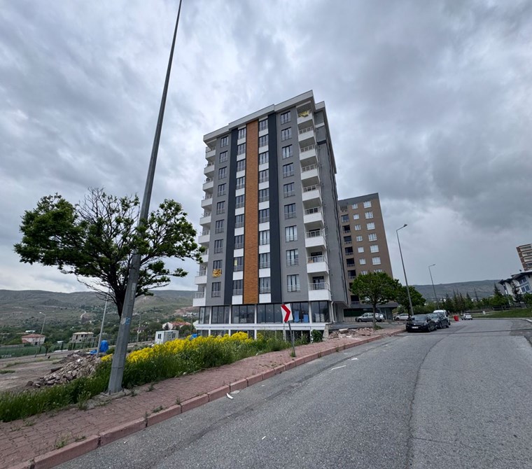AKDAMAR - ERKİLET BULVARI ÜSTÜ, 3+1 KİRALIK SIFIR LÜKS DAİRE
