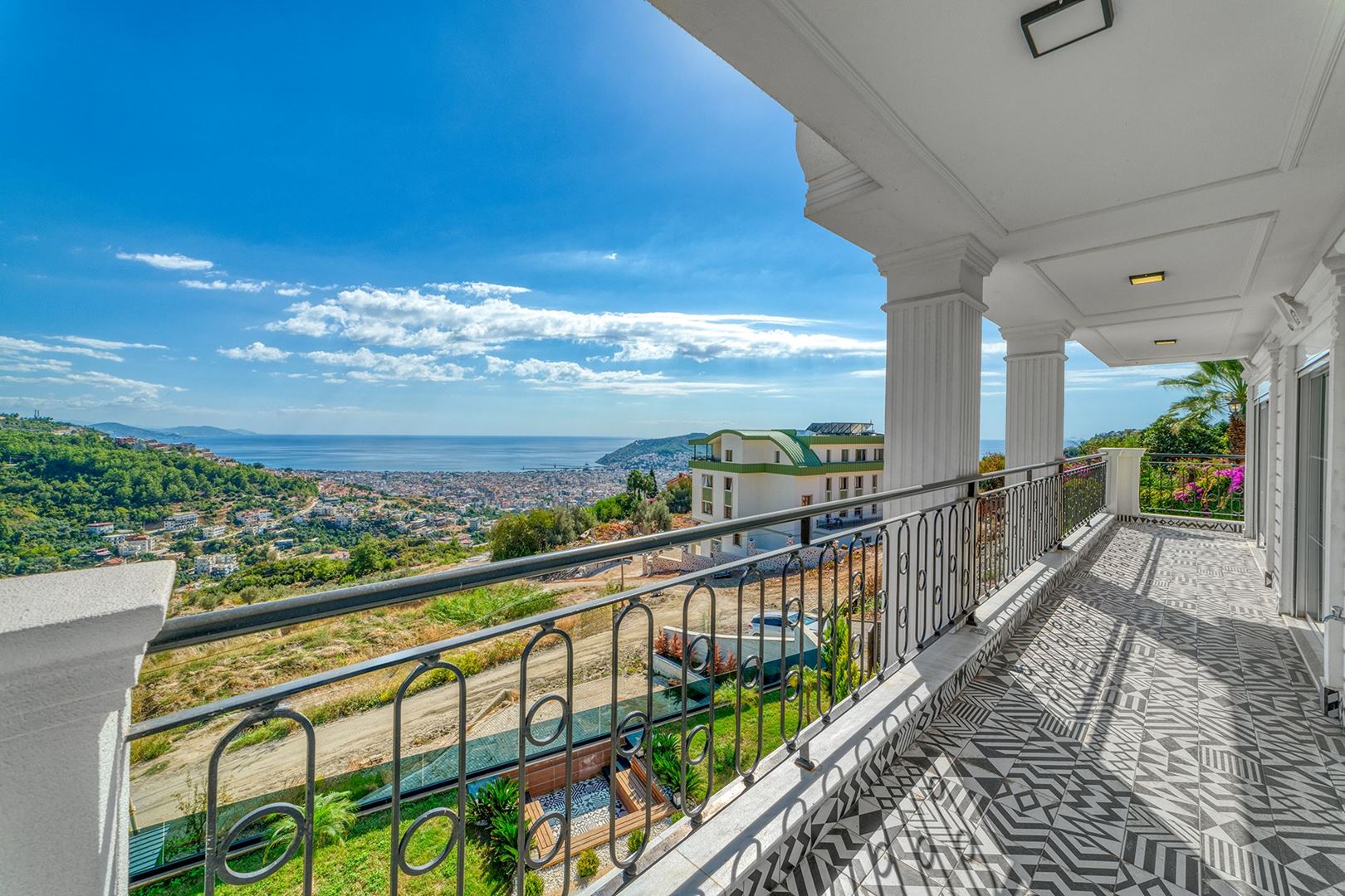 Property-photo