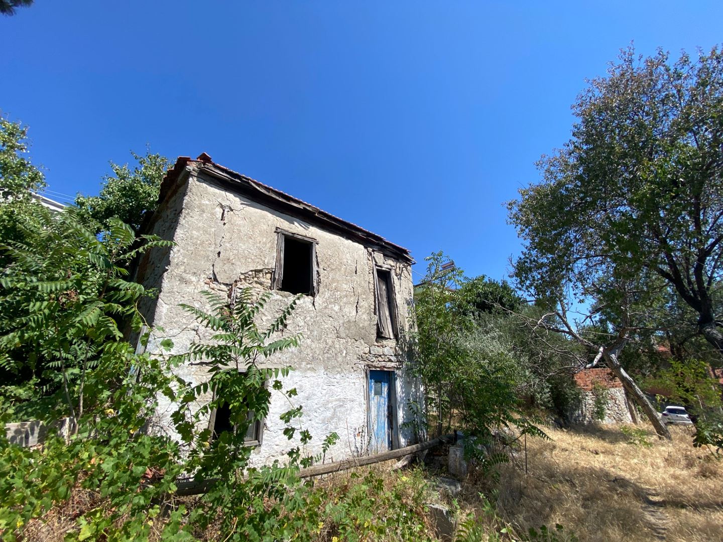 Property-photo