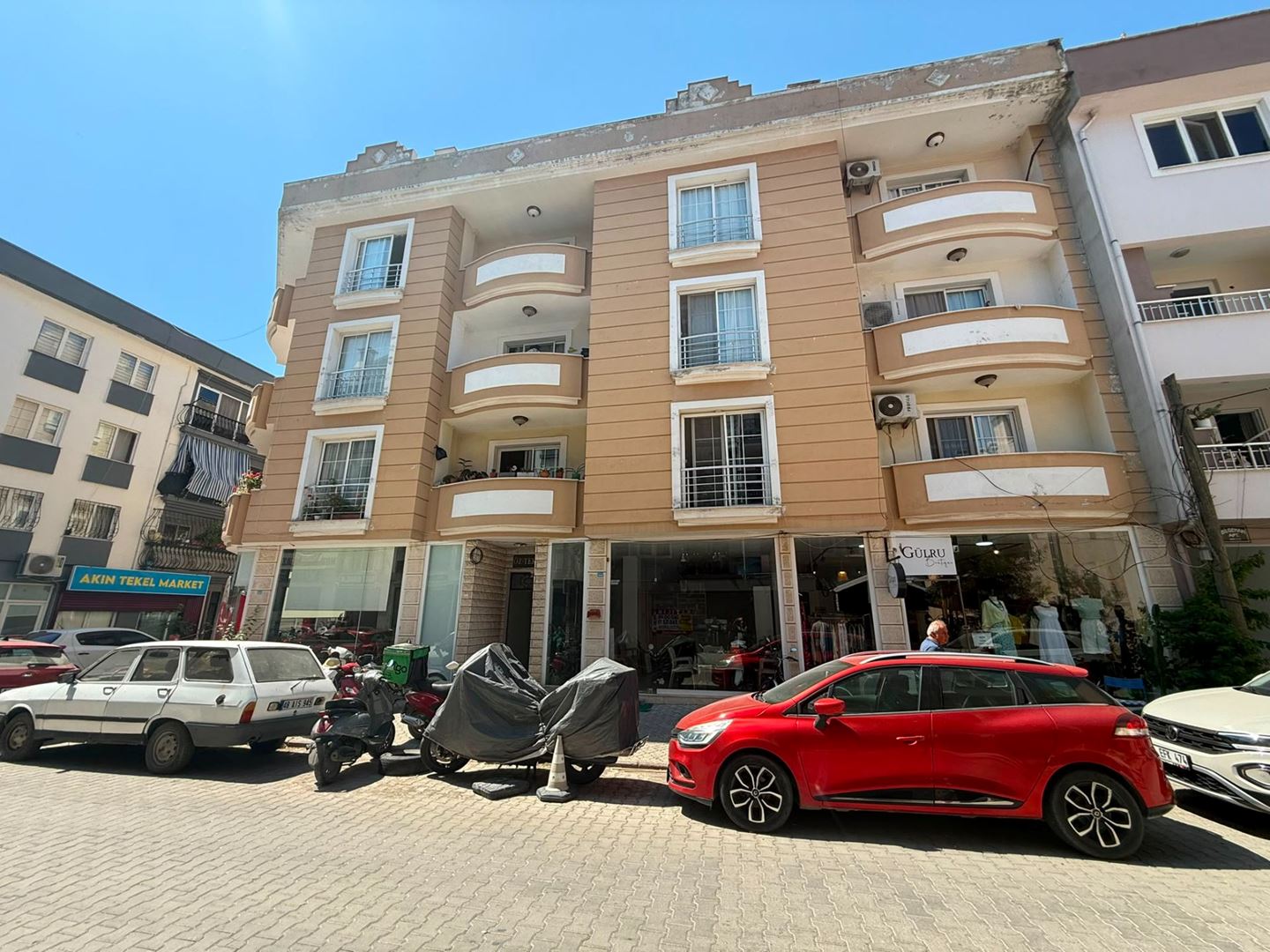Property-photo