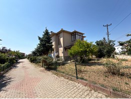 Tekirdağ Süleymanpaşa'da NKÜ yakını Site İçinde Satılık Müstakil Villa
