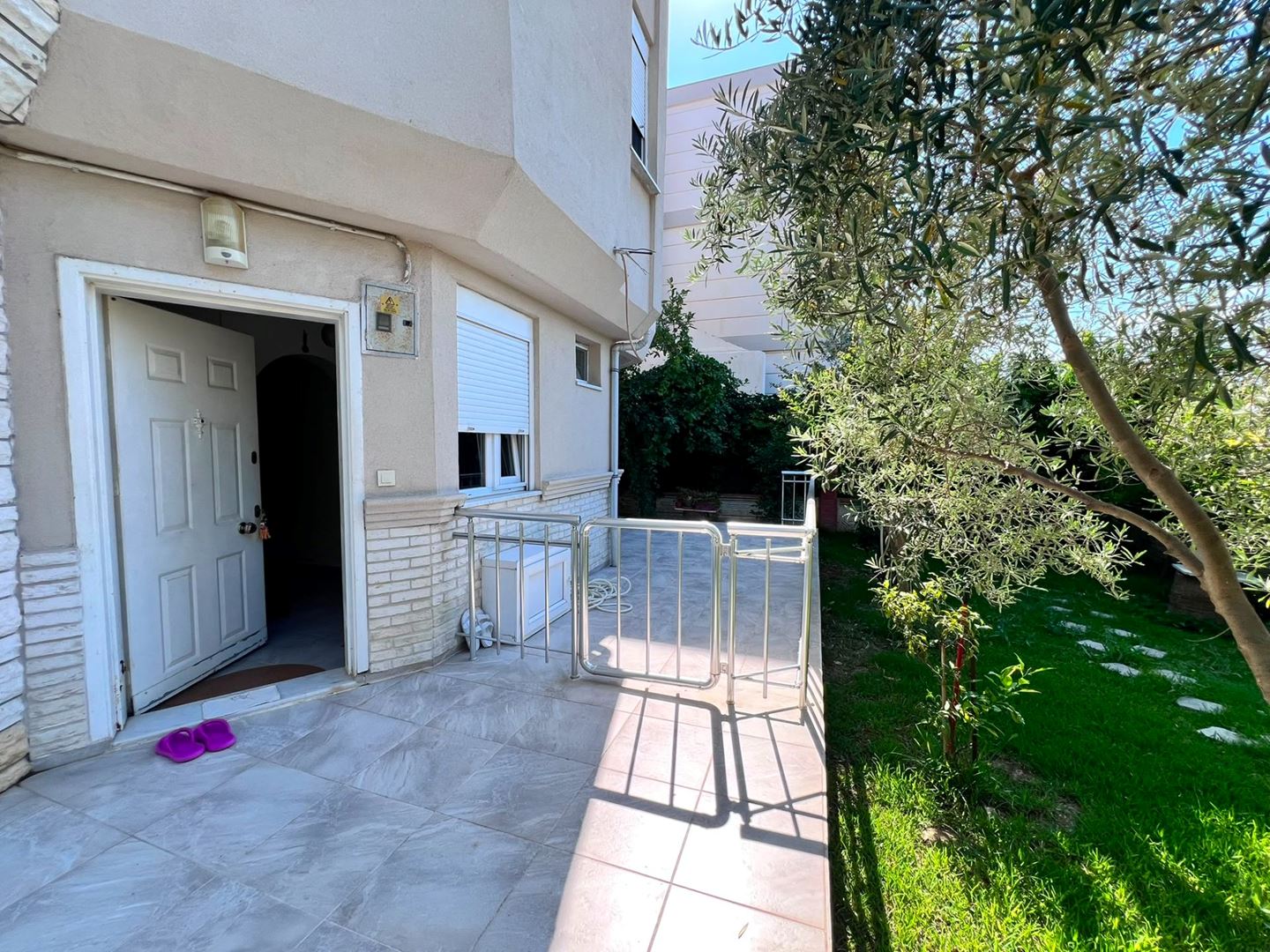 Property-photo