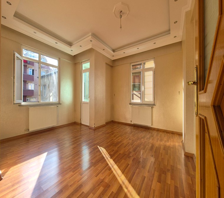 Üsküdar Ferah Mah 2 wc,Balkon 3+1 Kiralık Daire Enta Emlak